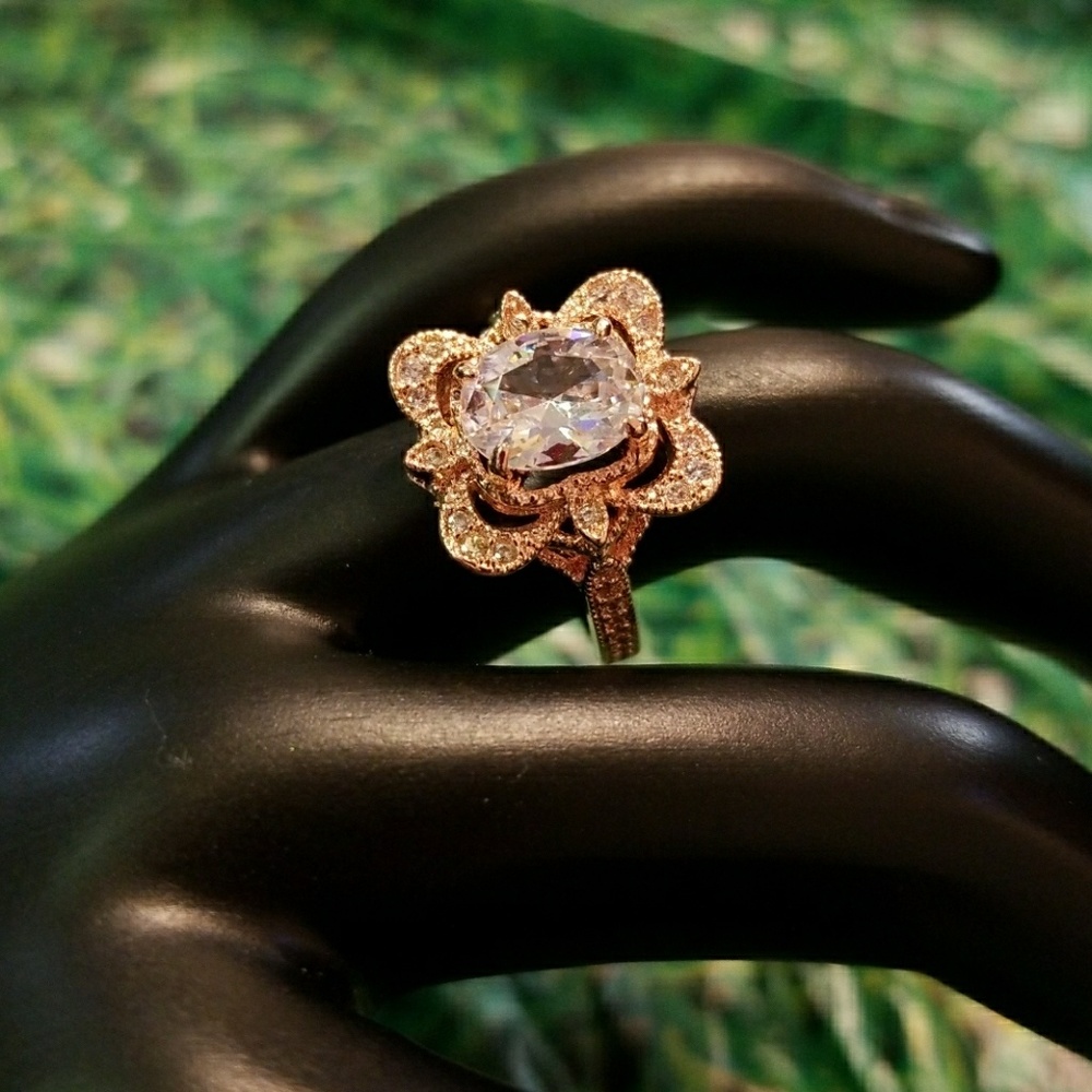 Gold Rose Size 6, Big Centerstone Rhinestone, NWT